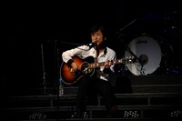 藤井フミヤ（撮影：白岡直子）