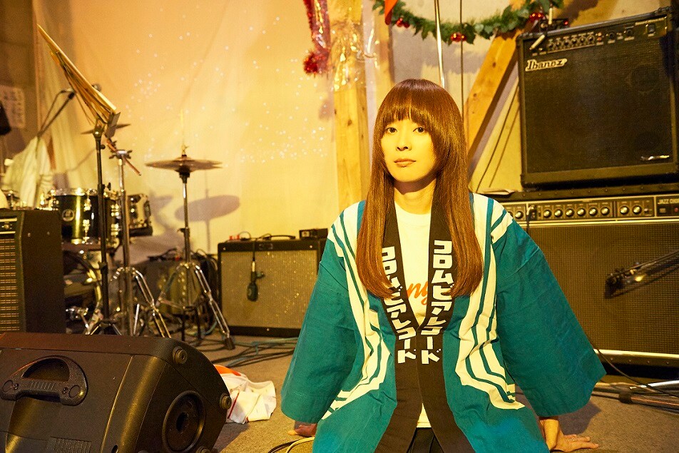 川本真琴、20周年記念アルバムで「愛の才能」「1/2」をセルフカバー