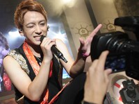 志麻（写真提供：EXIT TUNES）