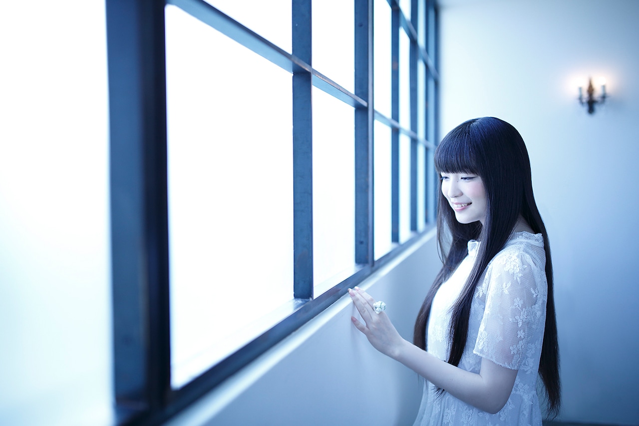 上田麗奈“Rの手紙”を通じてデビュー報告、1stミニアルバムは12月発売