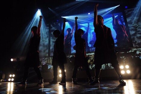 9月17日に行われた「SUMMER TOUR 2016 -CRUISE PARTY-」東京公演の様子。（写真提供：EXIT TUNES）