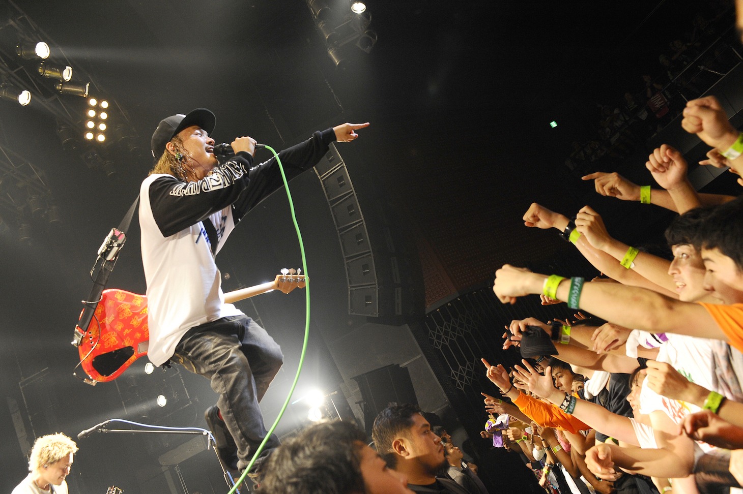 WANIMA「JUICE UP!! TOUR」東京・TSUTAYA O-EAST公演の様子。（Photo by Yuji ”本田本” Honda）