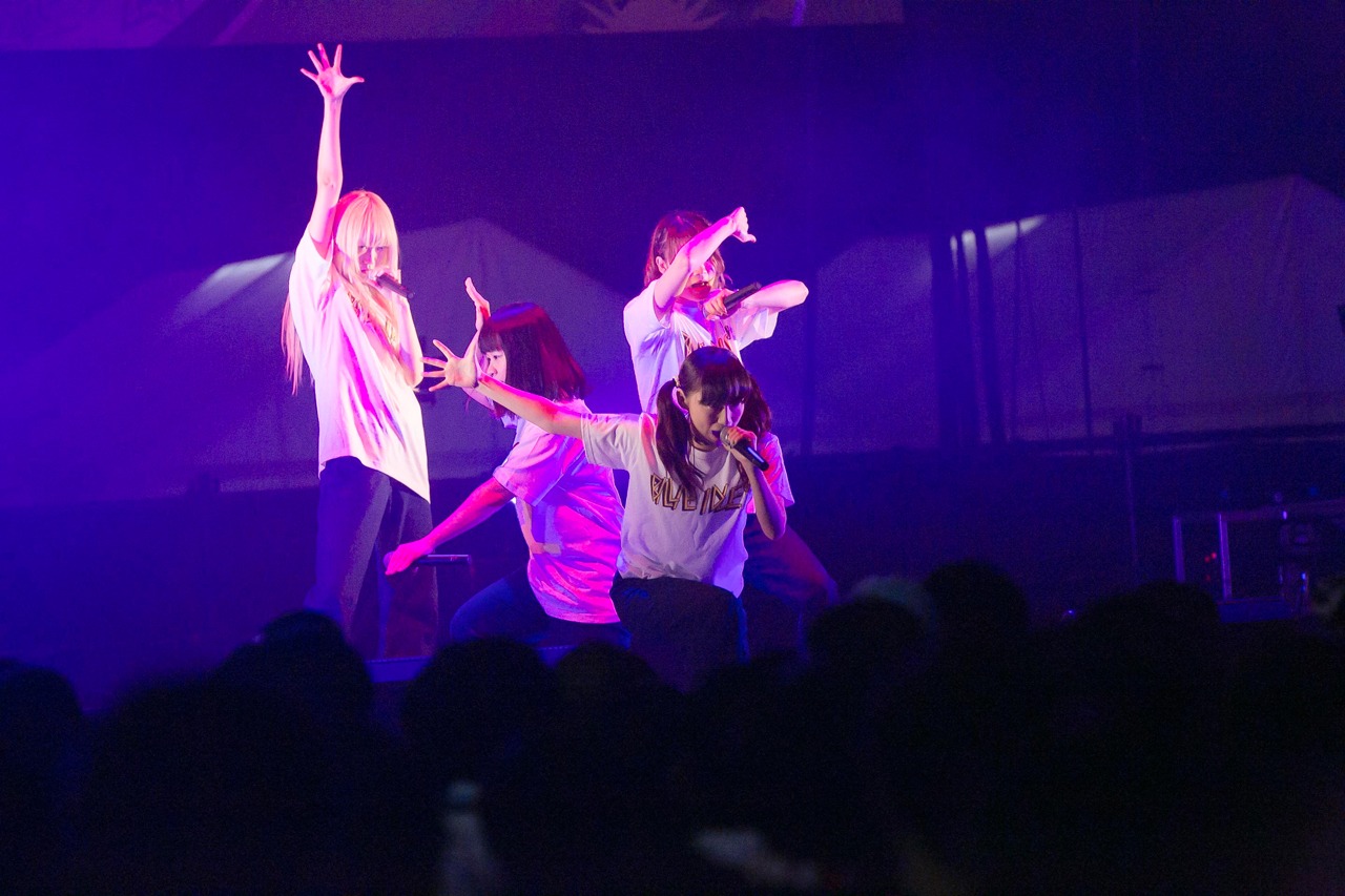 BILLIE IDLE