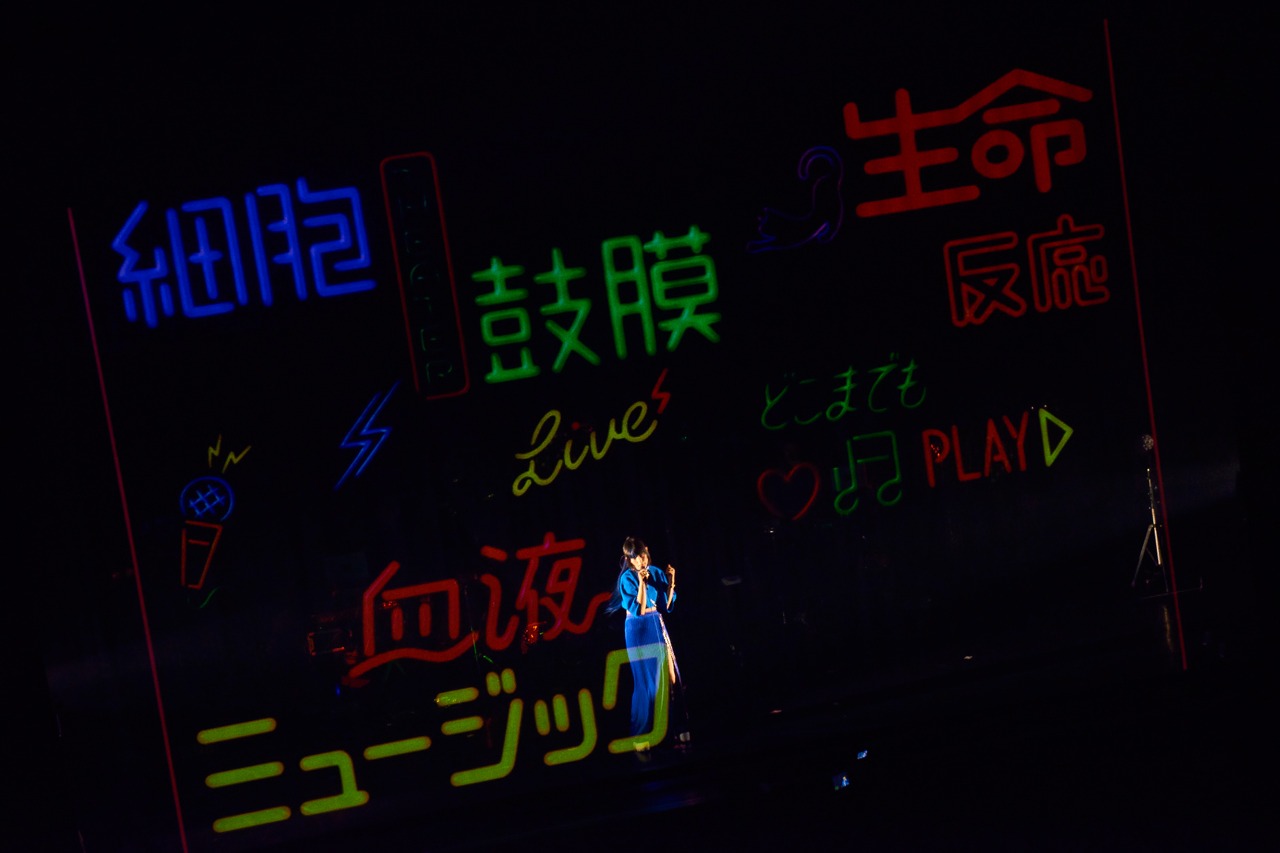 DAOKO（撮影：神藤剛）