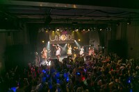 ー「LIVE HOUSE TOUR 2016 ～紅葉しに行こうYO！行脚だぎゃぁ～」北海道・札幌PENNY LANE24公演の様子。（撮影：中嶋史治）