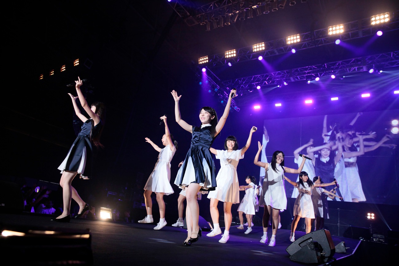 Dorothy Little Happy、ミライスカート、アイドルネッサンスのコラボの様子。