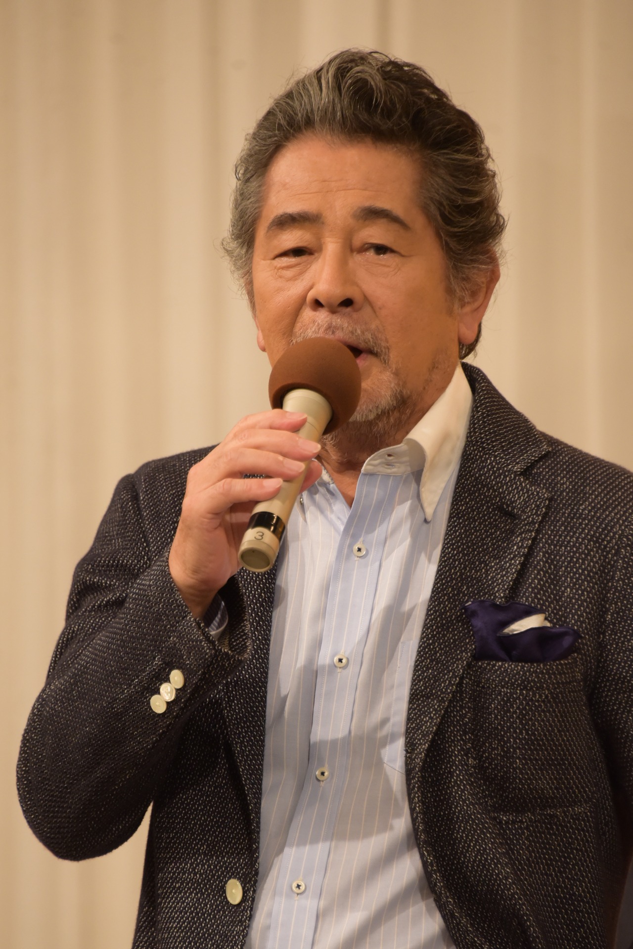 古谷一行