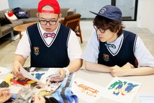 商品会議中のONIGAWARA。