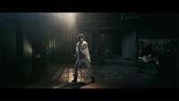 宮野真守「The Birth」MVのワンシーン。