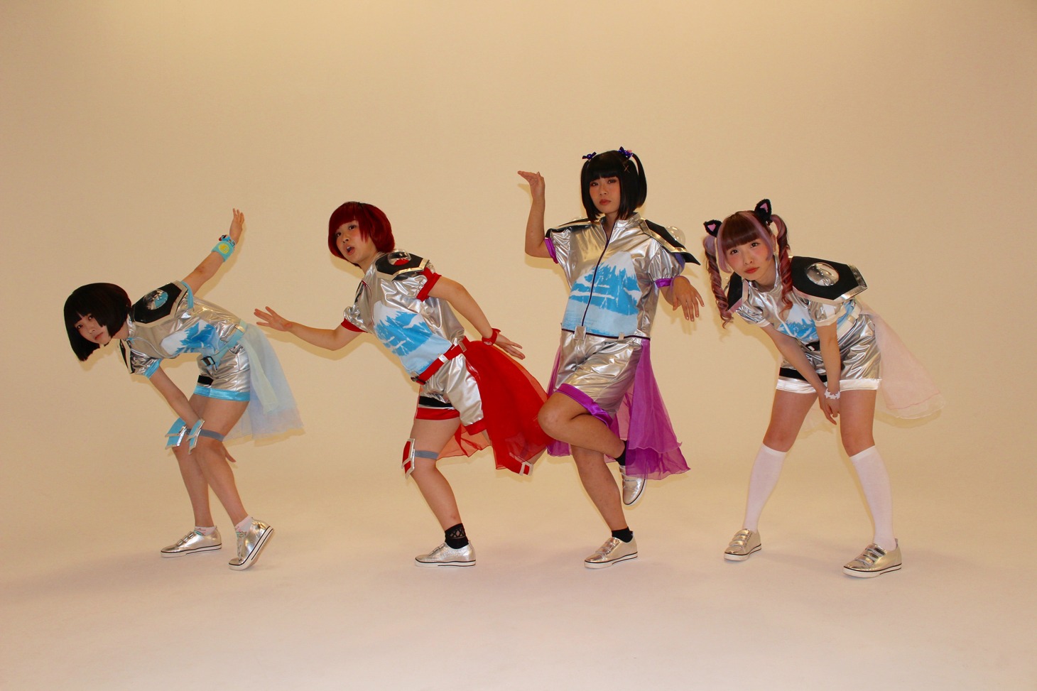 ゆるめるモ！「はみだしパラダイス」ミュージックビデオ撮影時の様子。