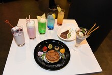 わーすたのコラボメニューとドリンク。