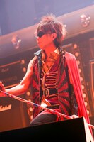 KISHOW（撮影：平野タカシ、M.キセキ）