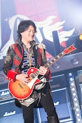 e-ZUKA(撮影:平野タカシ、M.キセキ)