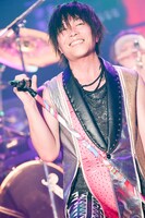 KISHOW（撮影：平野タカシ、M.キセキ）