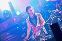 KISHOW（撮影：平野タカシ、M.キセキ）