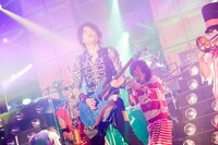 e-ZUKA（撮影：平野タカシ、M.キセキ）