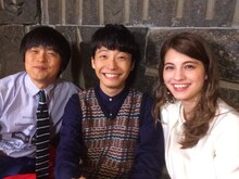 左からバカリズム、星野源、マギー。 (c)日本テレビ