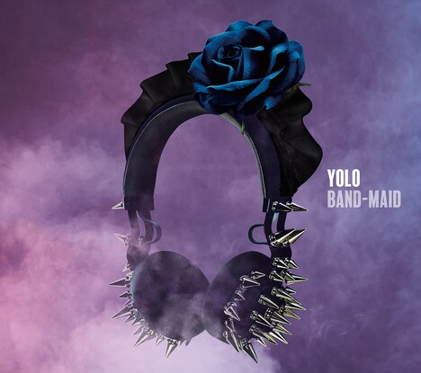 BAND-MAID「YOLO」初回限定盤ジャケット