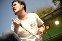 松園康弘（Vo / WEAKEND HEROES）（撮影：半田安政[showcase]）