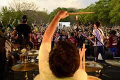 SHANKら13組、神の島で遊んだ「BLAZE UP NAGASAKI」