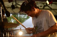 池本雄季（Dr, Cho / SHANK）（撮影：半田安政[showcase]）