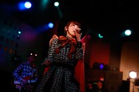 花澤香菜「HAPPY HANAZAWEEEEN」の様子。（写真提供：アニプレックス）