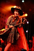 花澤香菜「HAPPY HANAZAWEEEEN」の様子。（写真提供：アニプレックス）