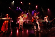 HY+BIGMAMA「Synchronicity Tour 2016」沖縄・ミュージックタウン音市場公演の様子。（Photo by G-KEN）