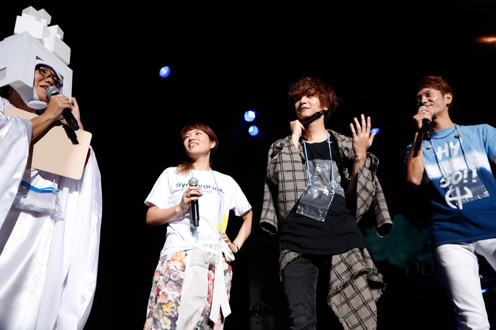 HY+BIGMAMA「Synchronicity Tour 2016」沖縄・ミュージックタウン音市場公演の様子。（Photo by G-KEN）