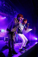 HY+BIGMAMA「Synchronicity Tour 2016」沖縄・ミュージックタウン音市場公演の様子。（Photo by G-KEN）