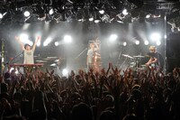 10月2日に行われたH ZETTRIO「PIANO CRAZE Next step!」東京・渋谷CLUB QUATTRO公演の様子。（撮影：伊東祐太）