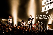 go!go!vanillas「Kameleon Lights Tour 2016」東京・新木場STUDIO COAST公演の様子。（撮影：浜野カズシ）