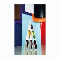 LILI LIMIT「a.k.a」通常盤ジャケット