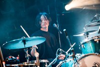 西村“コン”（Dr / きのこ帝国）（Photo by Daisuke Miyashita）