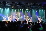 paletによるライブの様子。