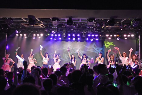 PiiiiiiiN、paletによるコラボの様子。