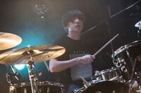 高岩栄紀（Dr / polly）（Photo by Daisuke Miyashita）