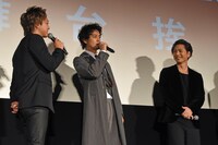 左からTAKAHIRO、斎藤工、登坂広臣。