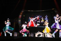 ももいろクローバーZ「子供祭り」の様子。（Photo by HAJIME KAMIIISAKA）