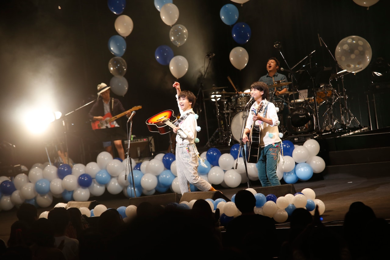 「皆さーん！ 楽しい！」さくらしめじ、喜びあふれた3度目の“宴”で自作曲初披露