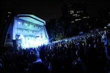 DIV「DIV ONEMAN LIVE 2016『DIVE!!!』at 日比谷野外大音楽堂」の様子。（Photo by MASANORI FUJIKAWA）