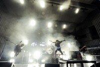 DIV「DIV ONEMAN LIVE 2016『DIVE!!!』at 日比谷野外大音楽堂」の様子。（Photo by MASANORI FUJIKAWA）