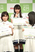 自身が出演したいCMを発表する渡辺梨加（欅坂46）。