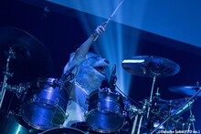 「WOWOW×MAN WITH A MISSION『WOWGOW LIVE SHOW』」のワンシーン。