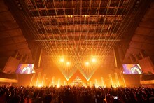 「MIYAVI Japan Tour 2016 "NEW BEAT, NEW FUTURE"」ファイナル公演の様子。