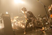 the HIATUS写真集「Hands Of Gravity Tour On the Show.」掲載写真