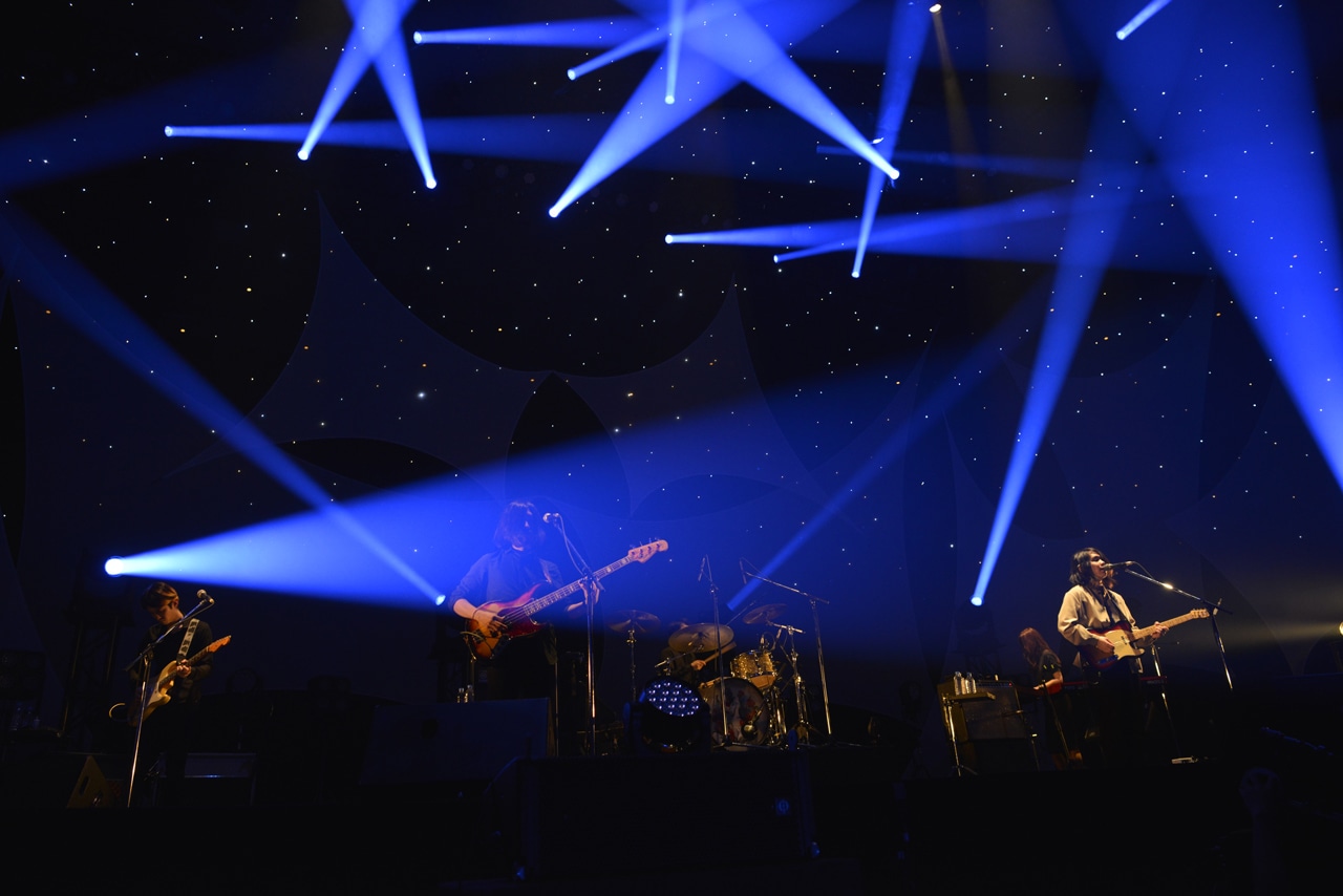 「Galileo Galilei Last Live～車輪の軸～ at 日本武道館」の様子。（撮影：エンドウアキラ）