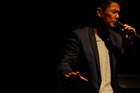 TAKE（Vo）（撮影：林洋輔）