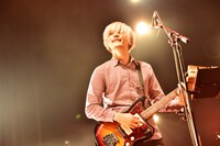 ハヤシコウスケ（G, Vo, Programming）（撮影：佐藤広理）