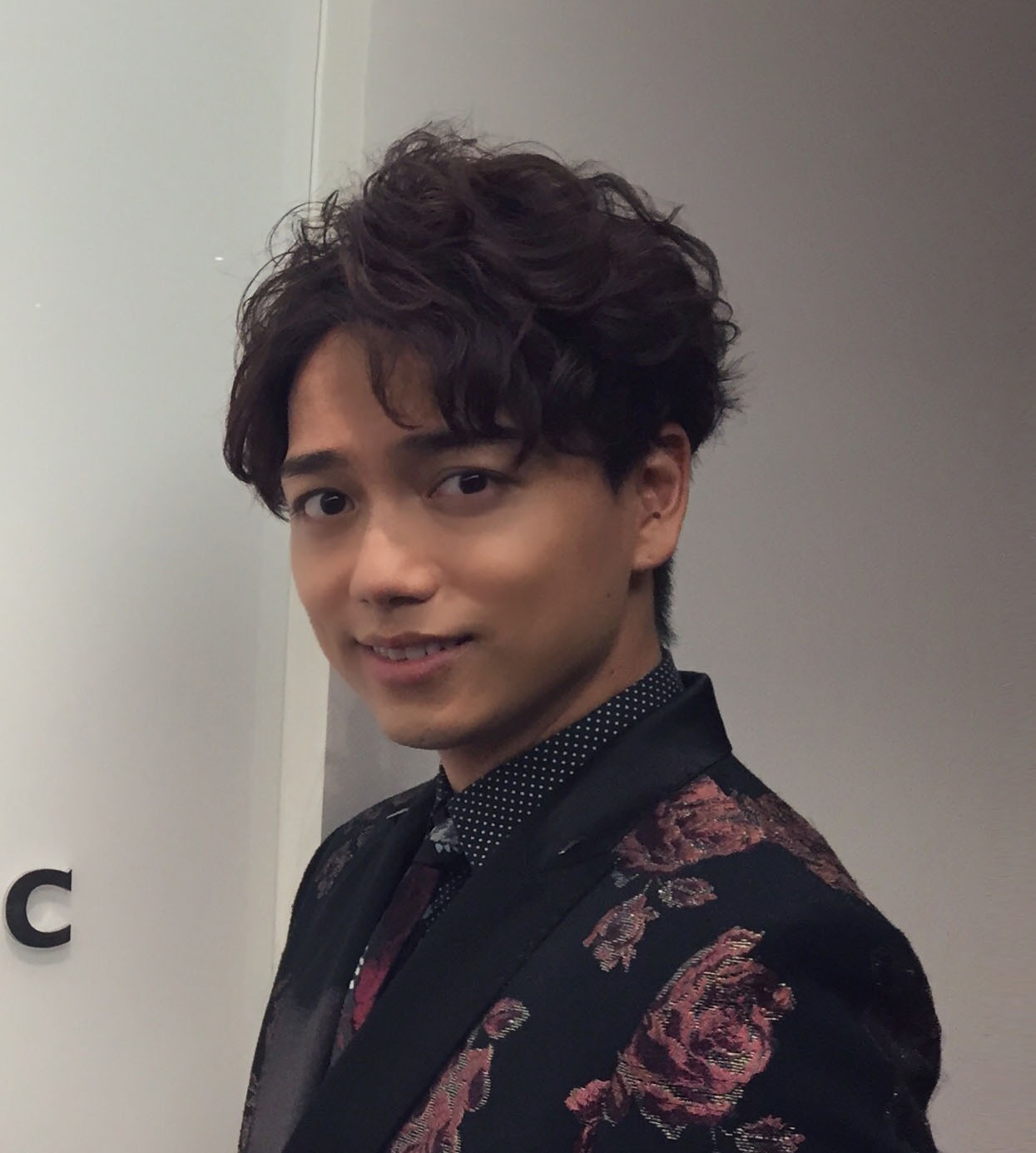 山崎育三郎